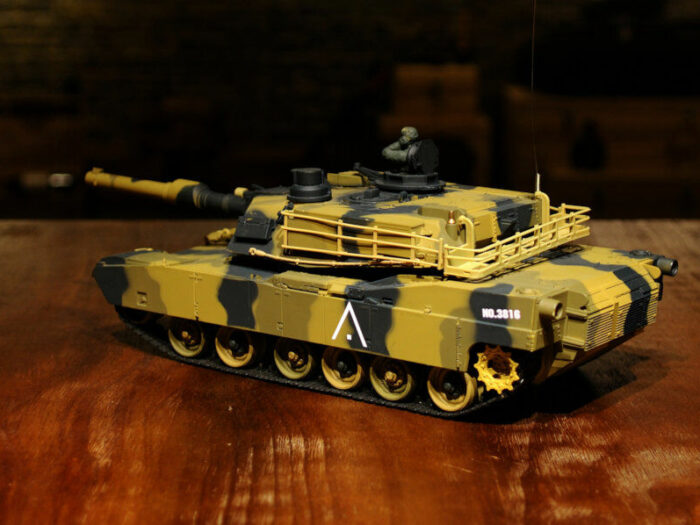 RC Panzer U.S. M1A2 Abrams 1:24 mit Schuss und Sound 816 mit IR-Battle