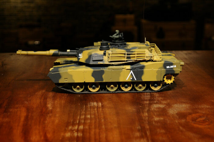 RC Panzer U.S. M1A2 Abrams 1:24 mit Schuss und Sound 816 mit IR-Battle - Image 2