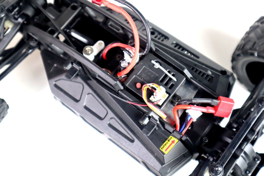 RC Elektro Monster Truck 1:14 mit 2,4Ghz, 40 km/h, Allradantrieb - LiIon - "Gaser 900" – Bild 7